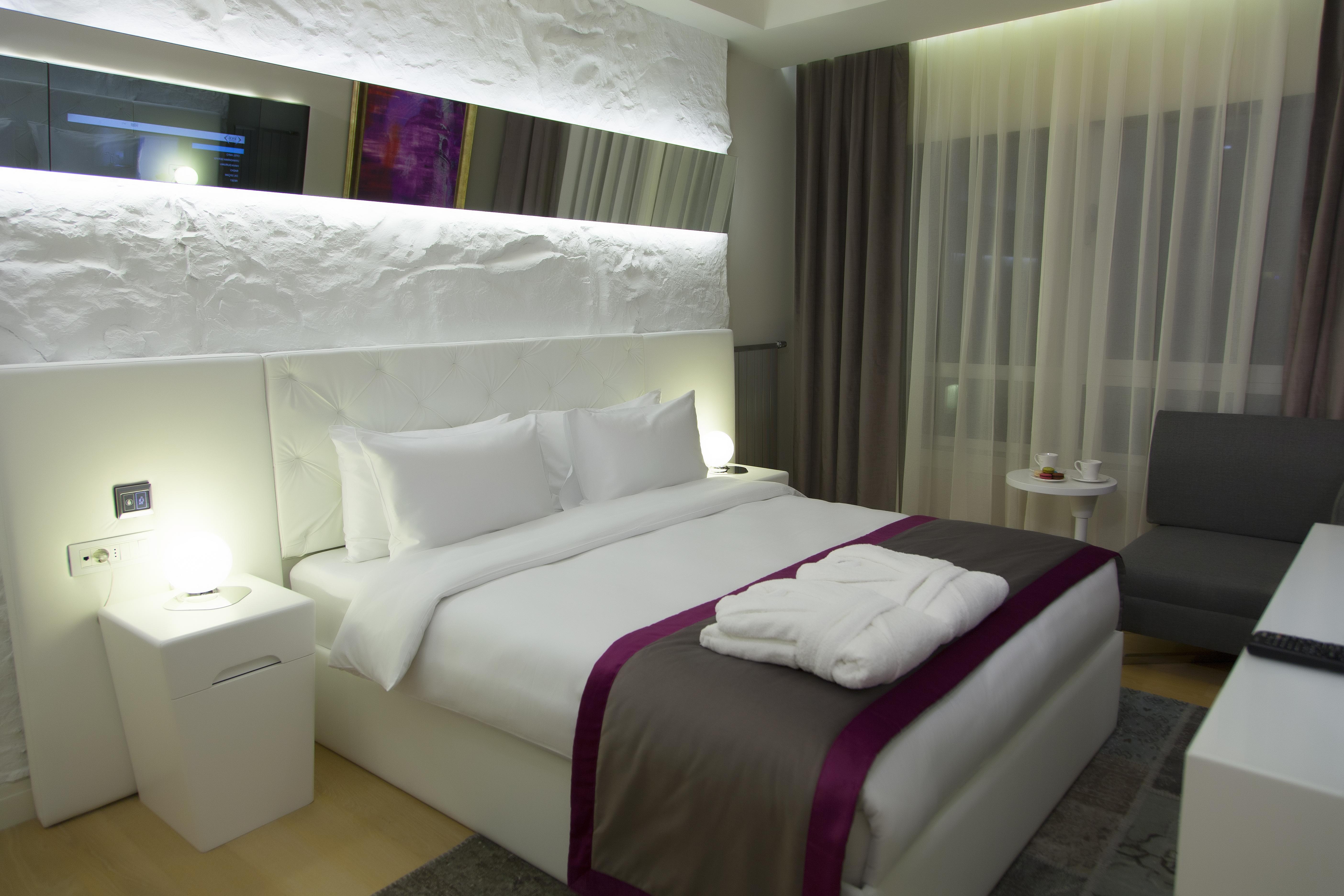 The Leos Apart Otel