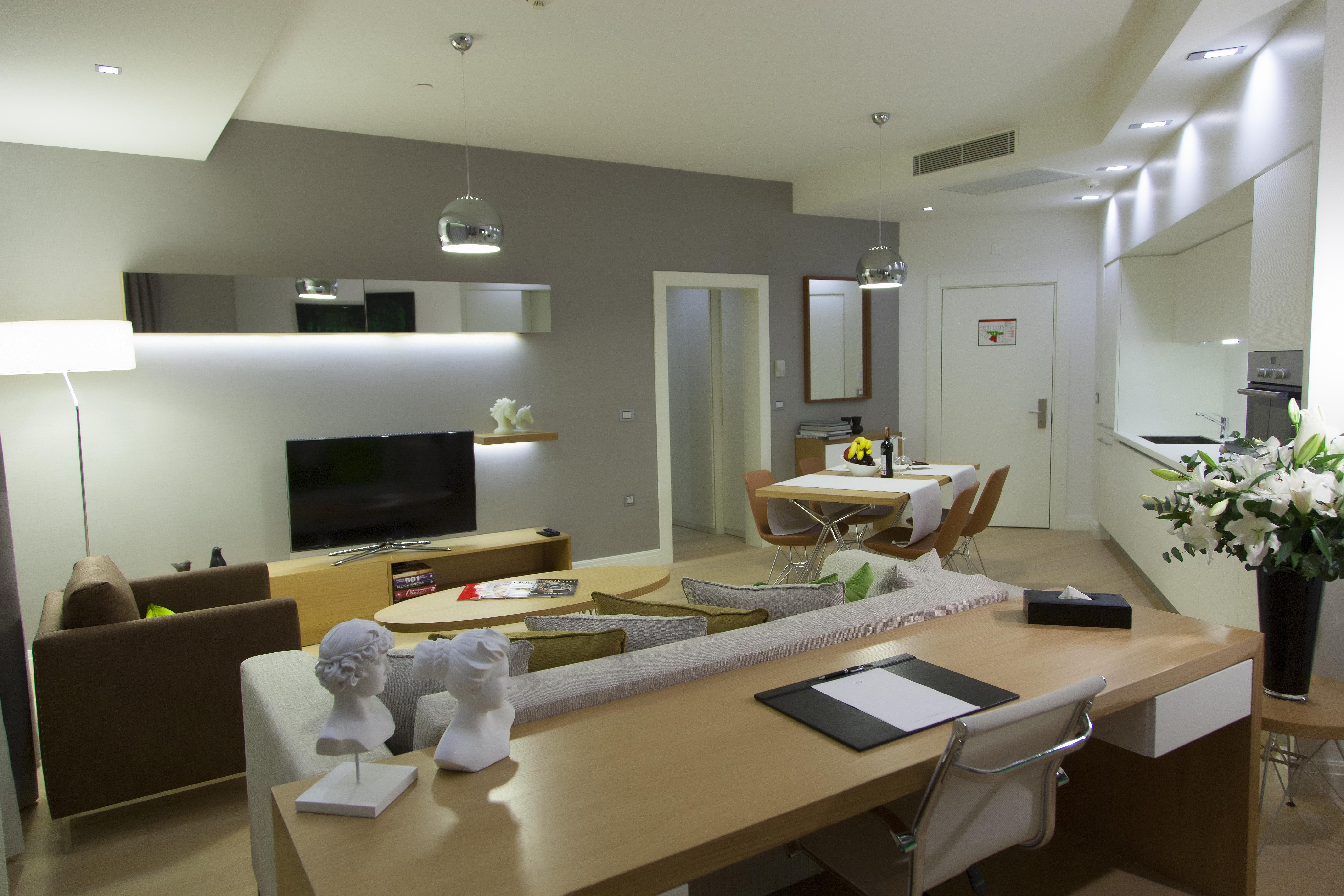 Aparthotel The Leos